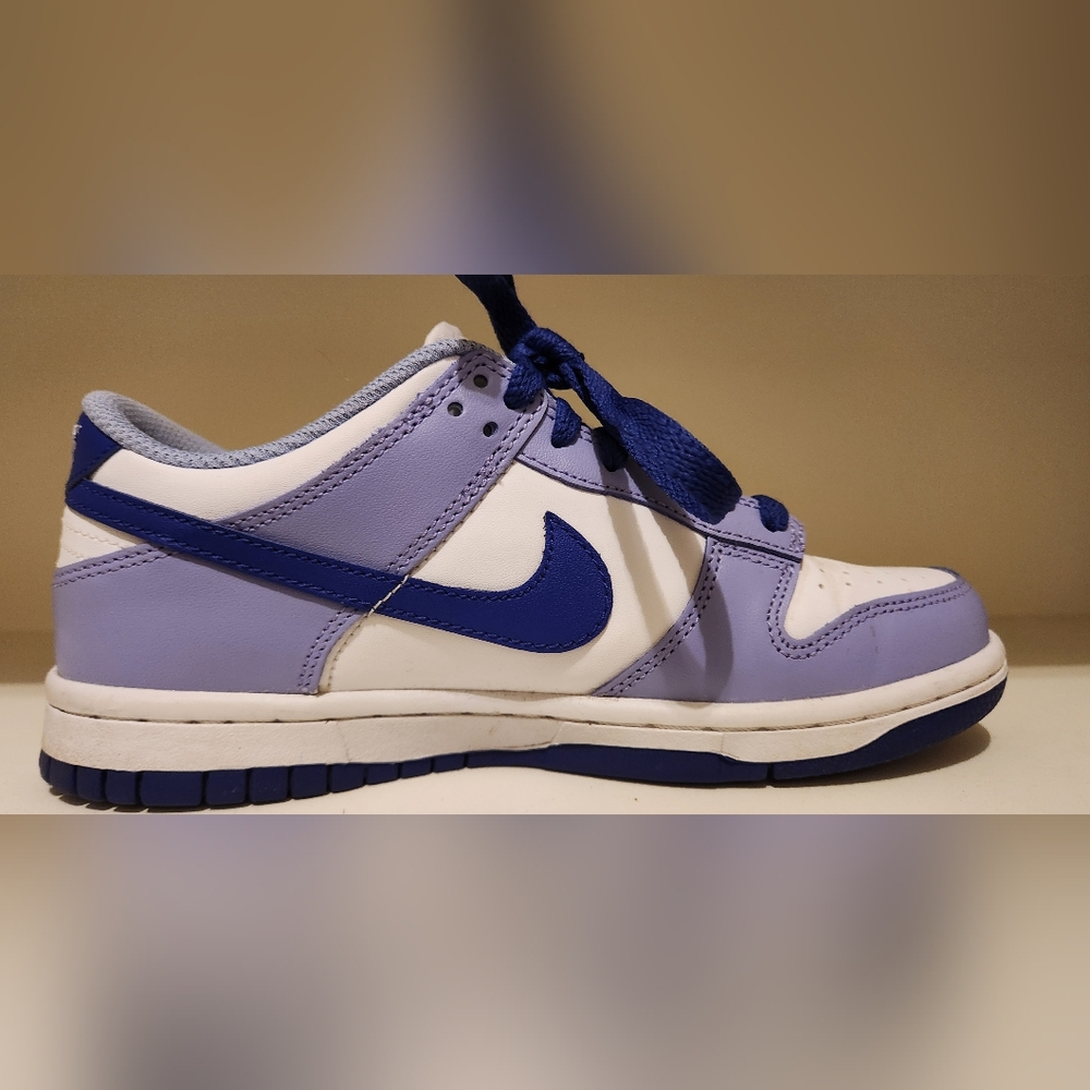 Dunk Low GS 'Blueberry' size 4.5 in men's 6 in women's.